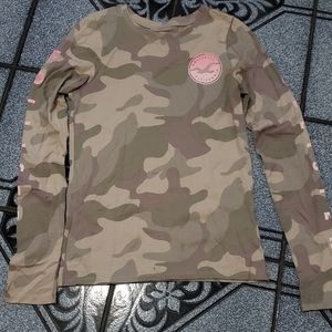 Ladies Hollister top